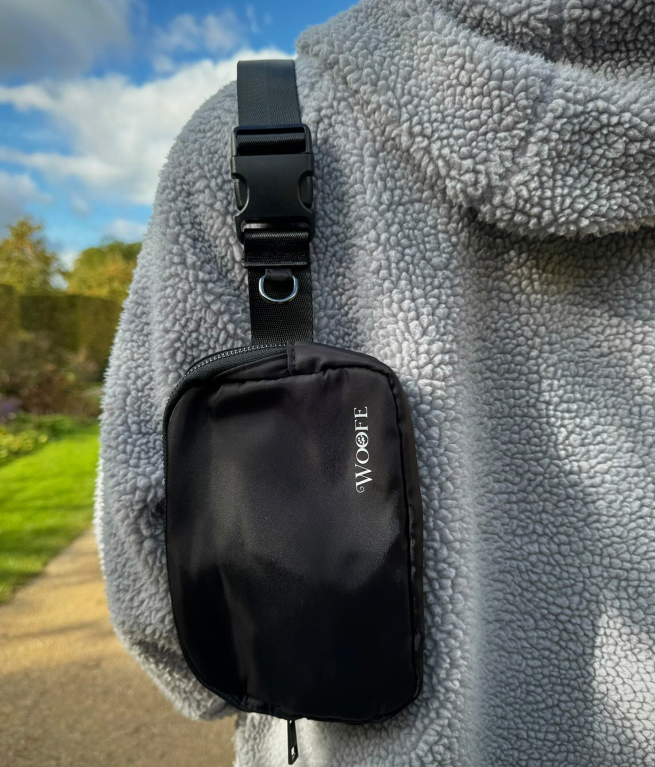 Onyx Walking Bag